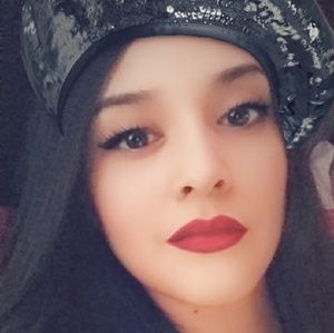 Meet your Posher, Juana